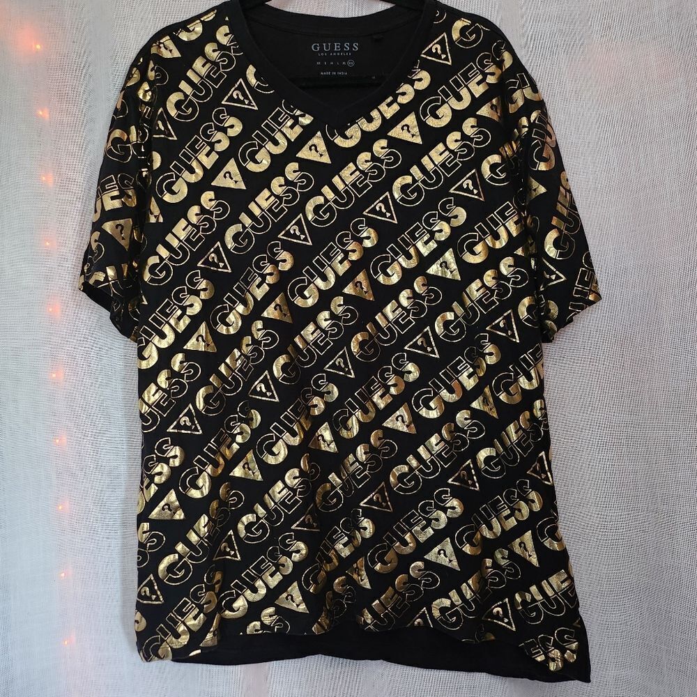 GUESS Men's Black and Gold Logo T-Shirt